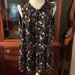 LOFT Plus sleeveless blouse